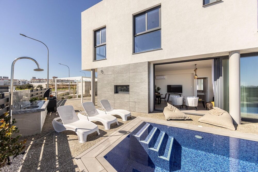 Паралимни: Protaras Hestia Seaside Villa B6