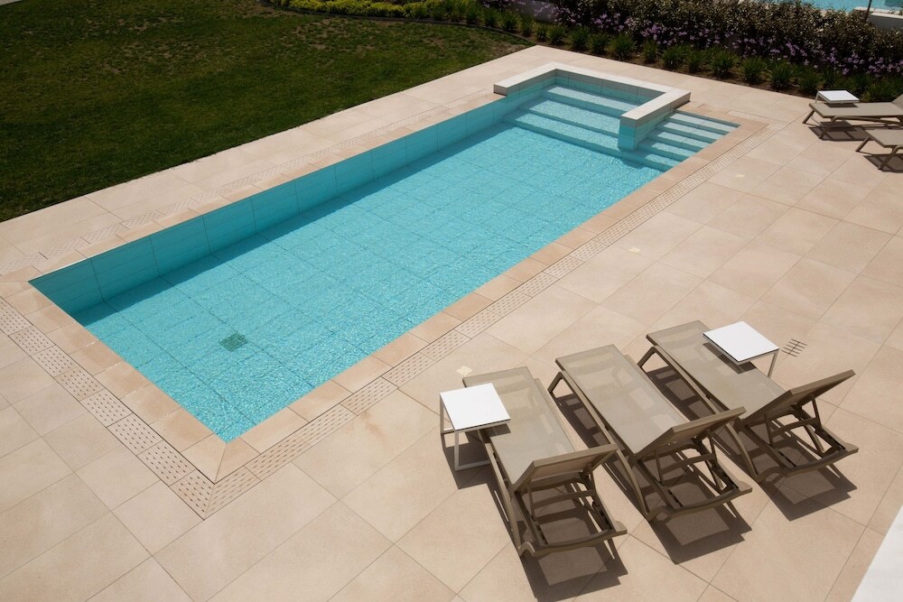 Кити: Phaedrus Living: Serenity Waves Villas No.5