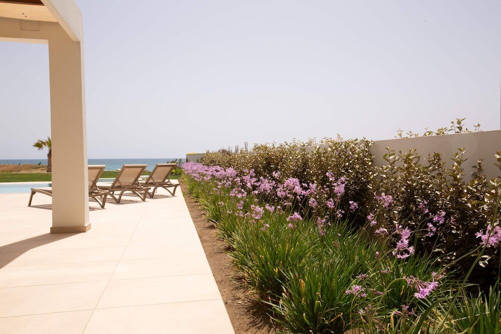 Кити: Phaedrus Living: Serenity Waves Villas No.5