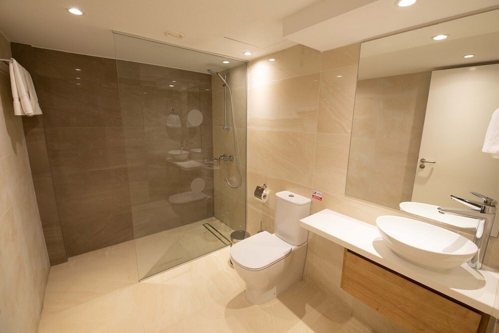 Кити: Phaedrus Living: Serenity Waves Villas No.2