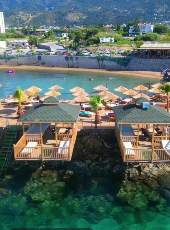 Алсанджак: Lapta Villa