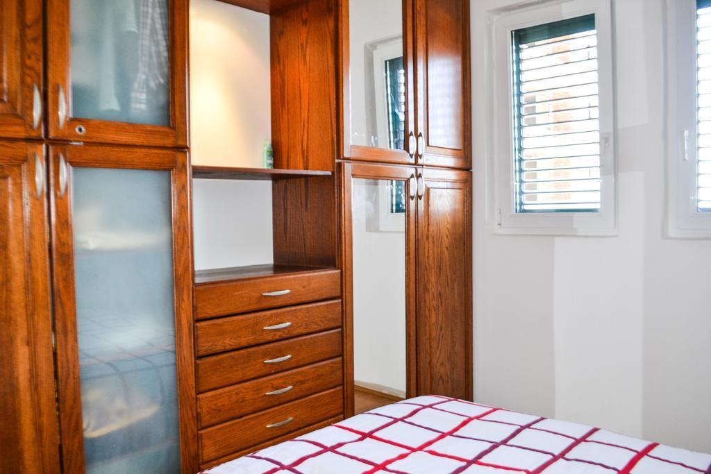 Петровац: Apartments Petrovac