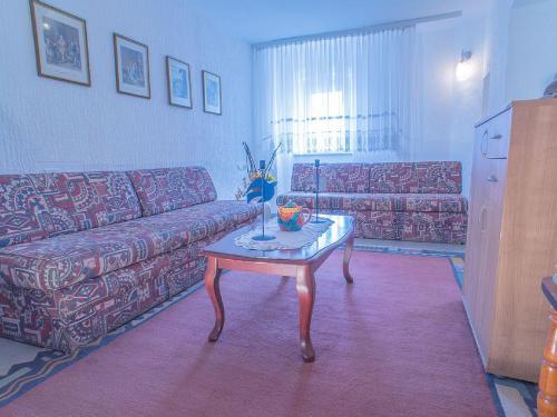 Будва: Holiday Home Danilo
