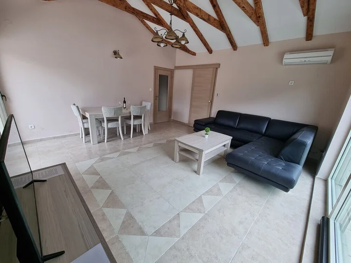 Будва: Adriatic Apartments