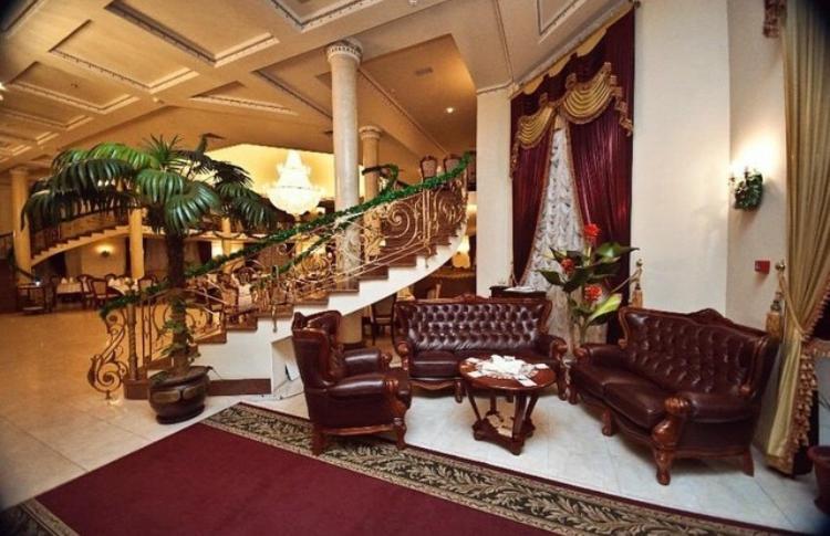 Армавир: Гостиница Версаль