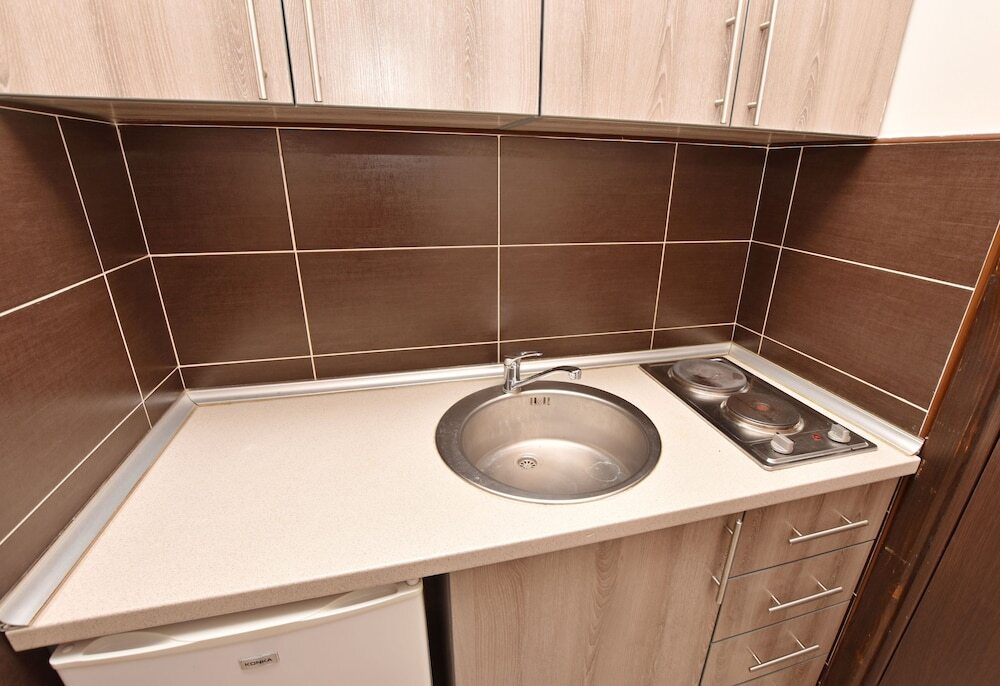 Бар: Apartment Tomba