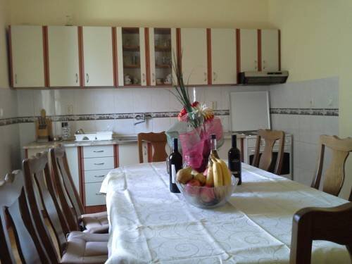 Тиват: Sime Apartments