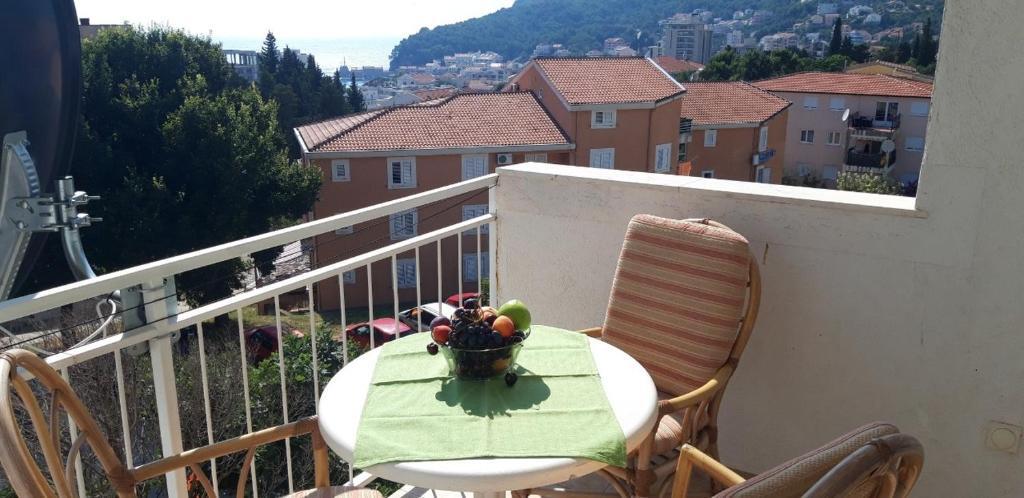 Петровац: Apartmani Neda Bane