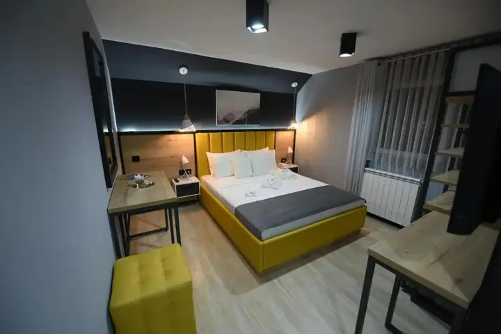 Колашин: Dream House
