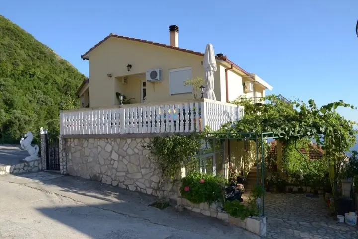 Будва: Apartments Marinovic