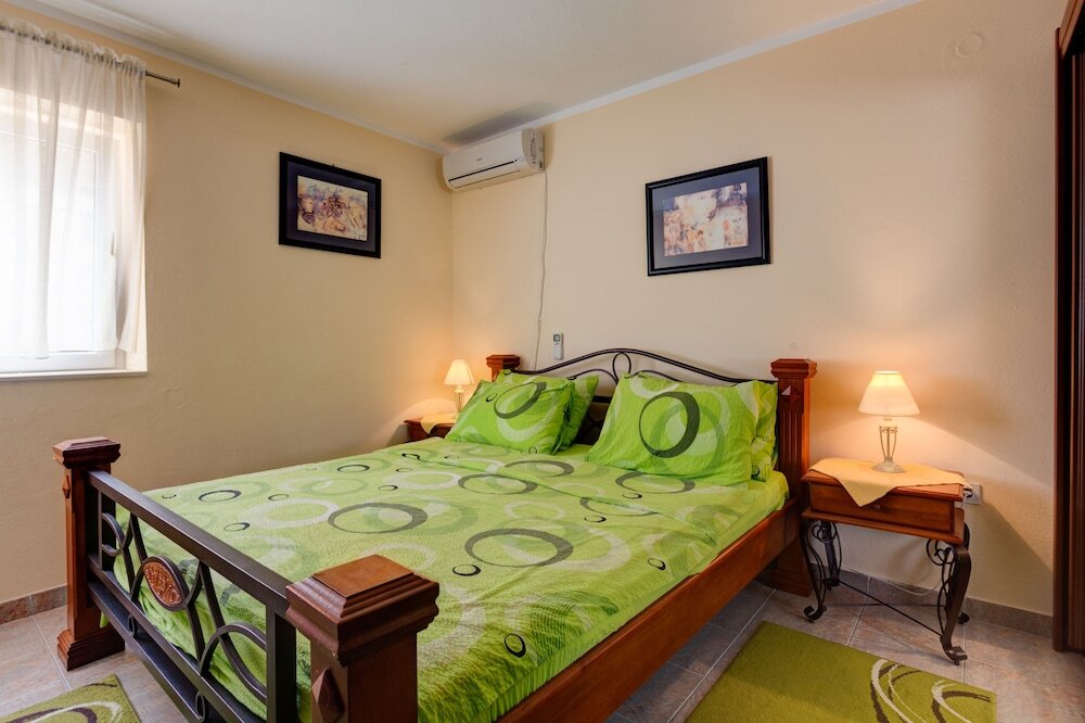 Пржно: Varja Apartments