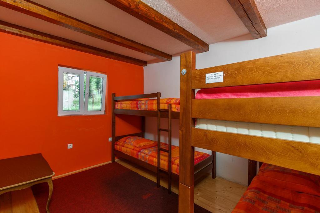 Жабляк: Hostel Highlander