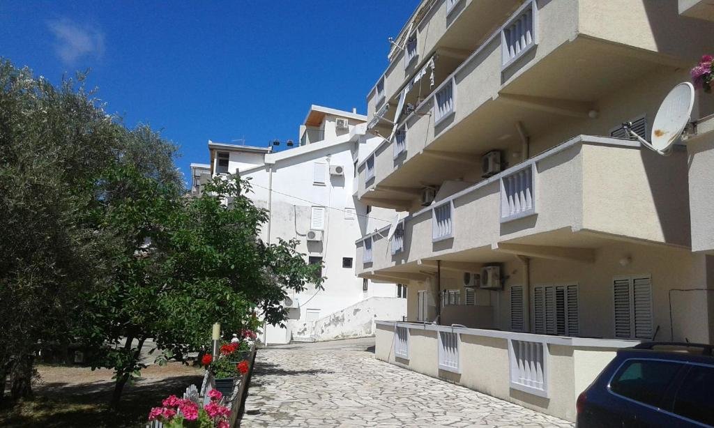Петровац: Oro Apartments