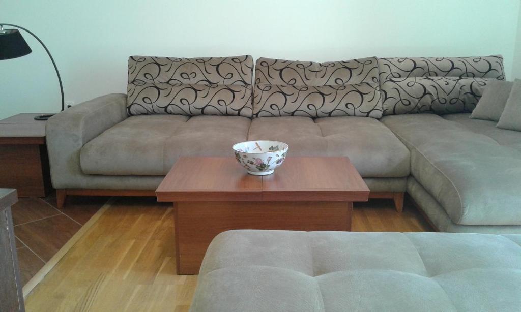 Петровац: Oro Apartments