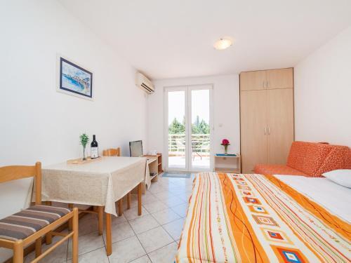Петровац: Apartments NICE