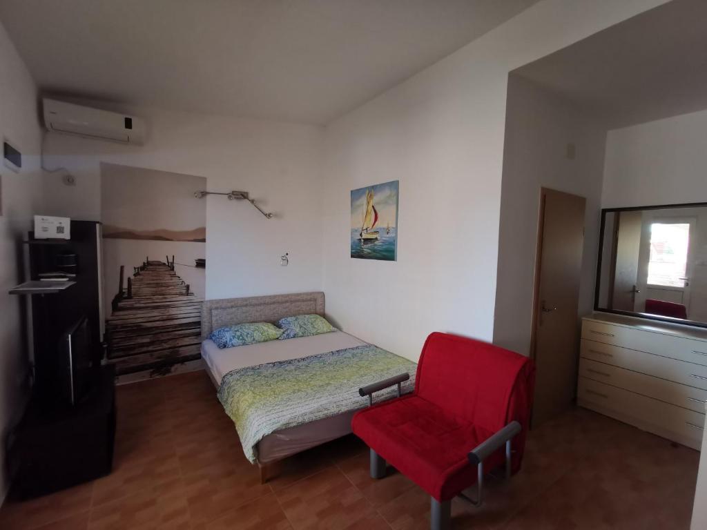 Ульцинь: Apartments Montenegrina
