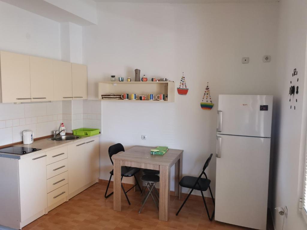 Ульцинь: Apartments Montenegrina