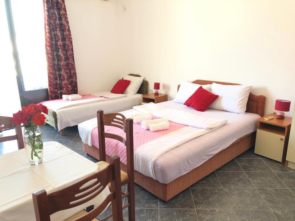Ульцинь: Apartments Radosevic