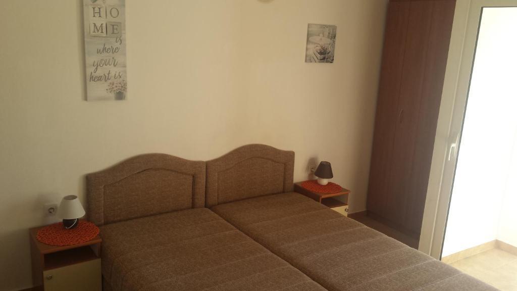 Петровац: Apartments Teodora Obala