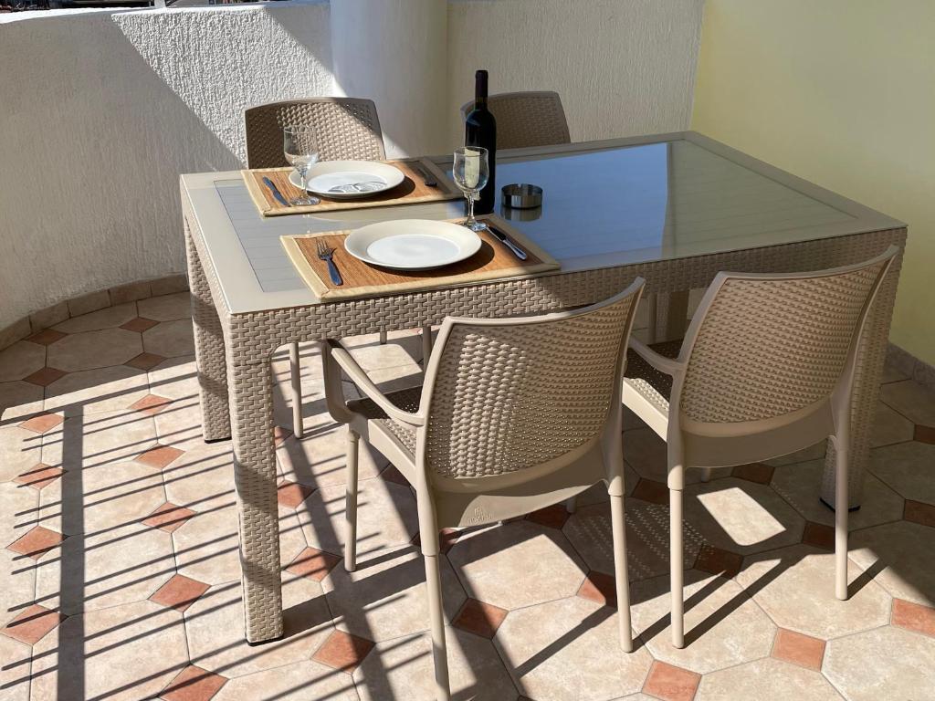 Херцег-Нови: Apartment Topla
