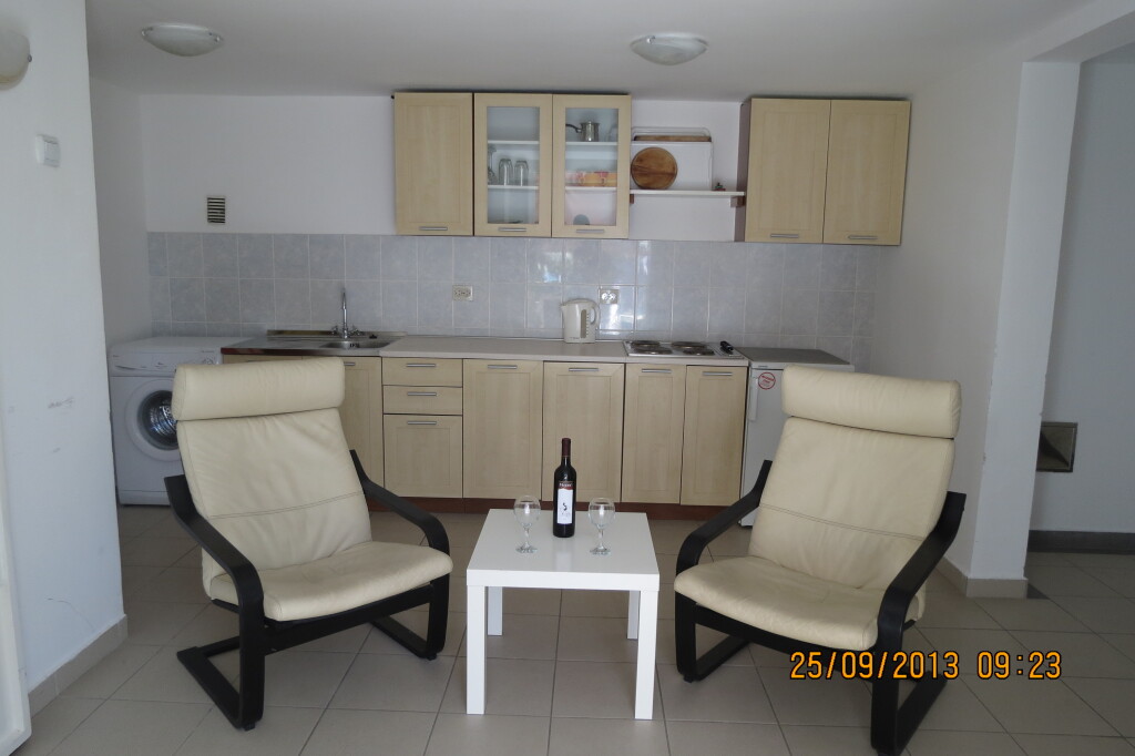 Петровац: Апартаменты Silvija Holiday Home