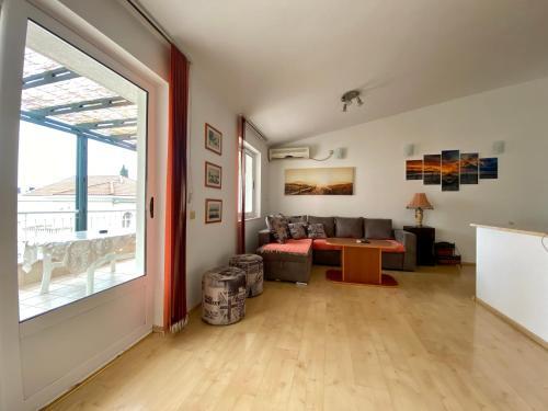 Будва: Apartments Palunko