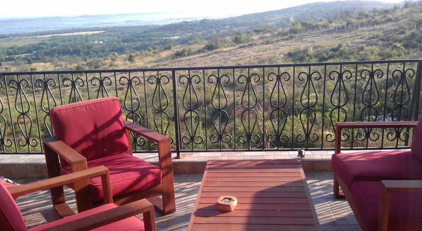 Ульцинь: Holiday Home Luca