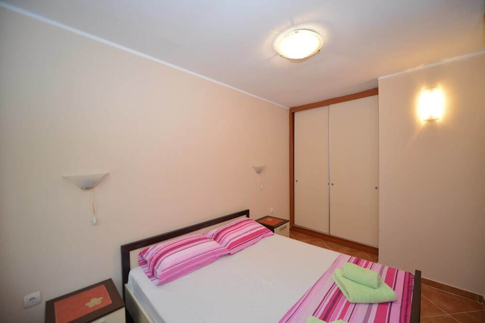 Доброта: Apartments M&T