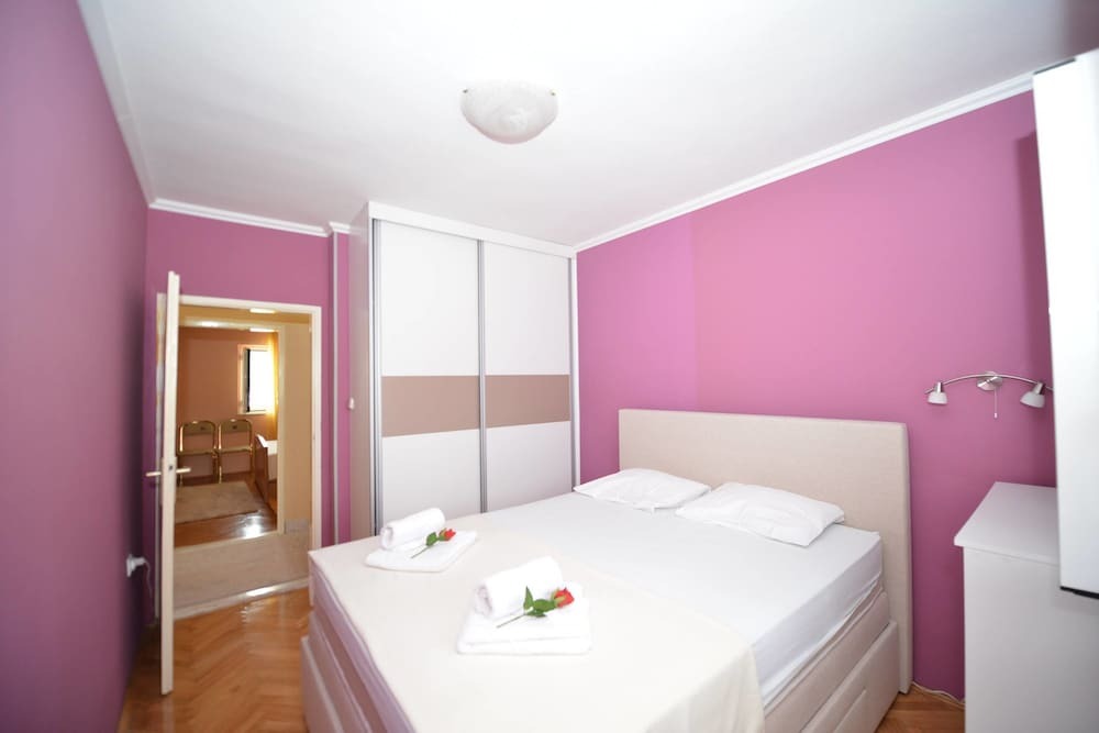 Доброта: Apartments M&T