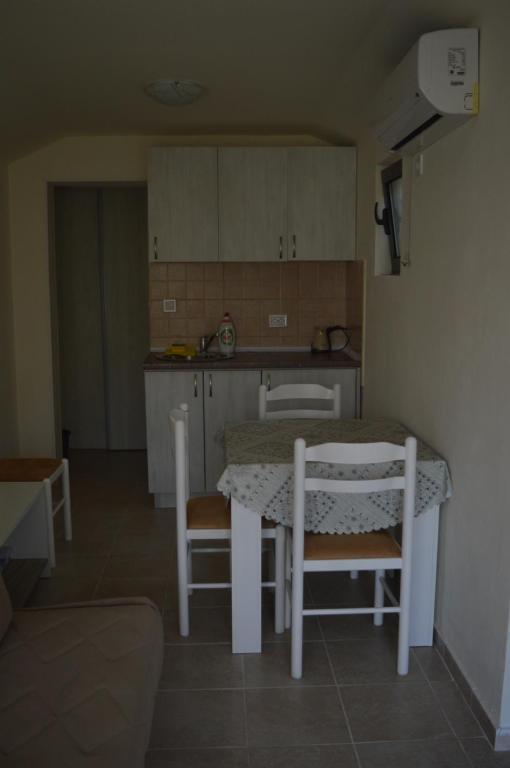 Ульцинь: Apartments Aneta