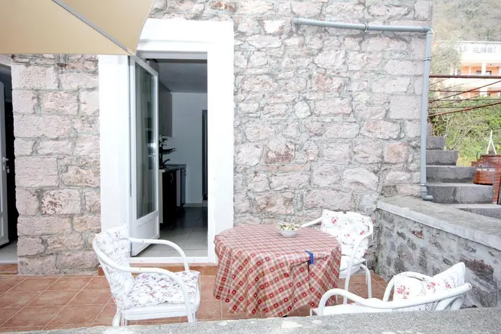 Петровац: Apartments Pavlovic