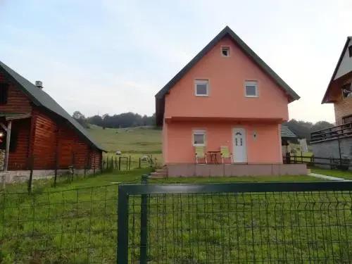 Жабляк: Guest House Happy