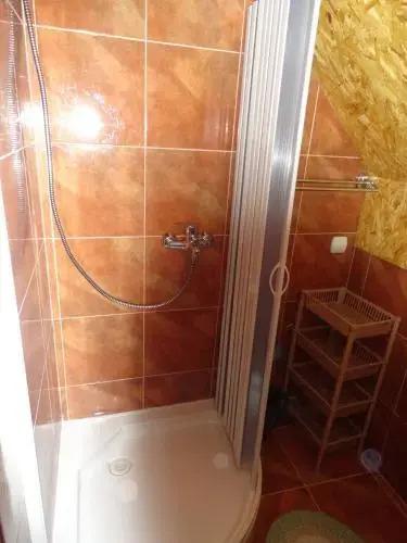 Жабляк: Guest House Happy