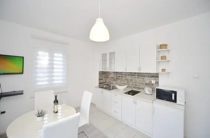 Доброта: House 44 apartments