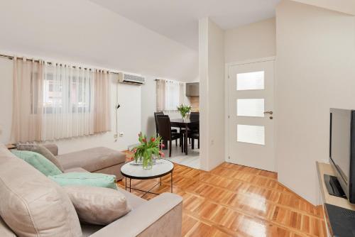 Доброта: Apartment Mrsulja