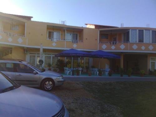 Ульцинь: Apartments Grandino