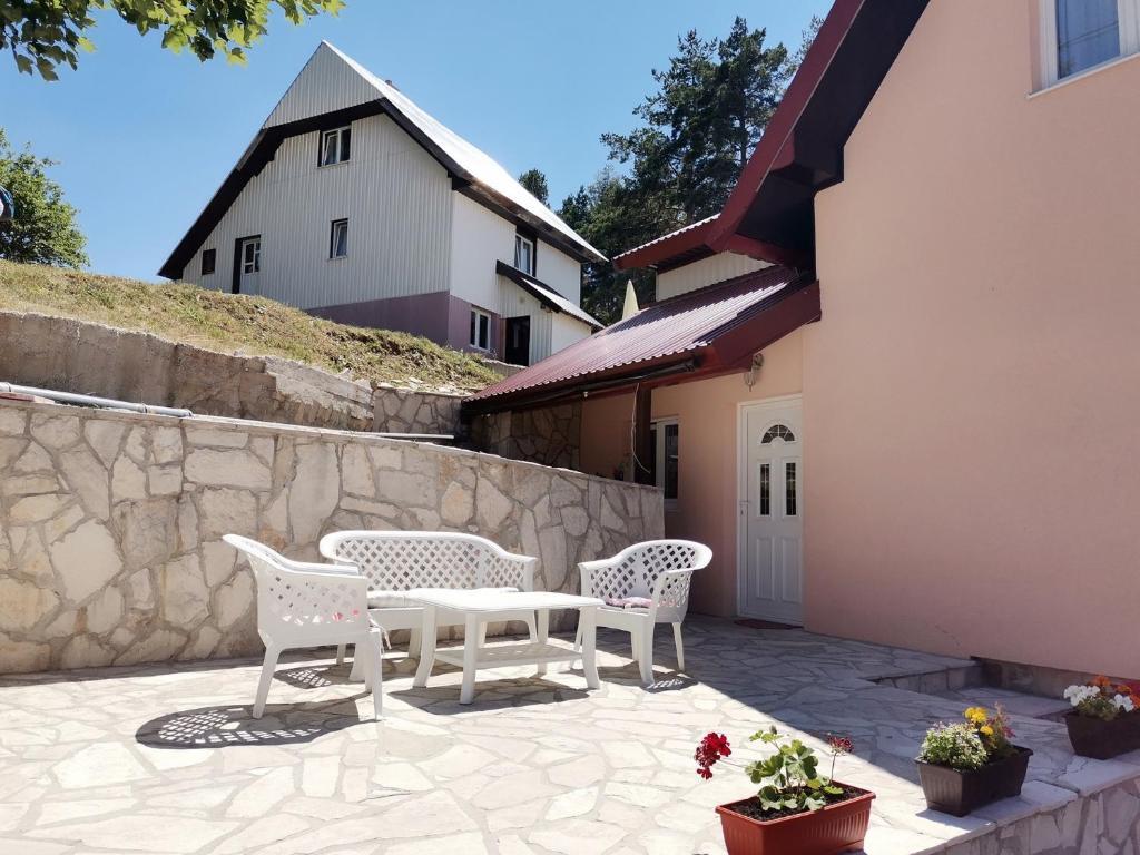Жабляк: Guest House Dzakovic Stana