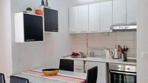 Котор: Apartment Filuro