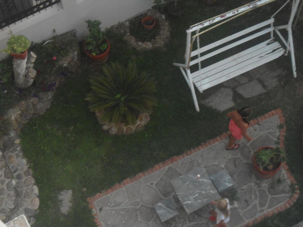 Бар: Apartments Pekic