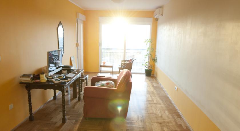 Бар: Apartment Sunny