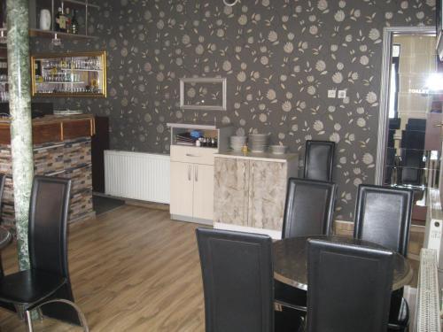 Плевля: B&B Apolon