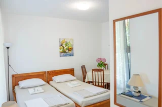 Тиват: Sea Star Danica Apartments