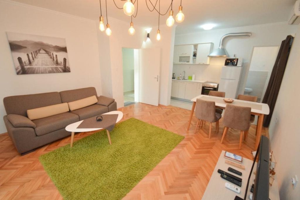 Доброта: Apartments Tea Kotor