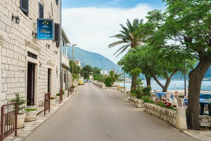 Доброта: Lavender House Apartments, Dobrota
