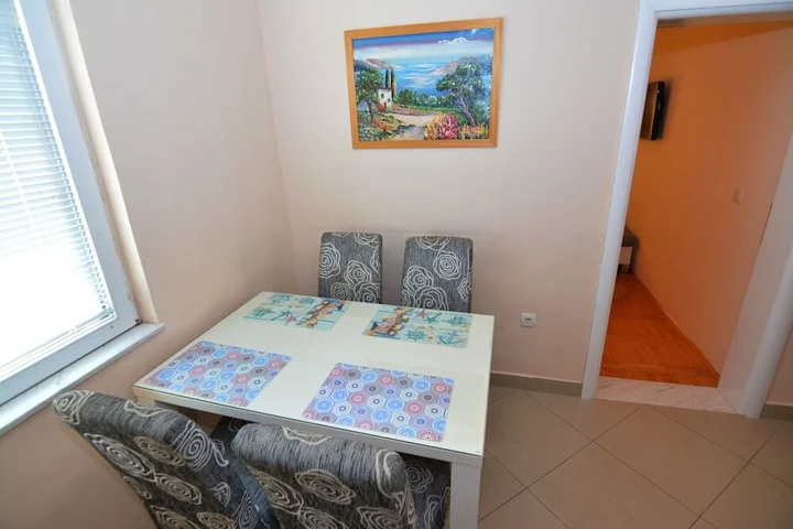 Тиват: Two bedroom apartment in the heart of Porto Montenegro