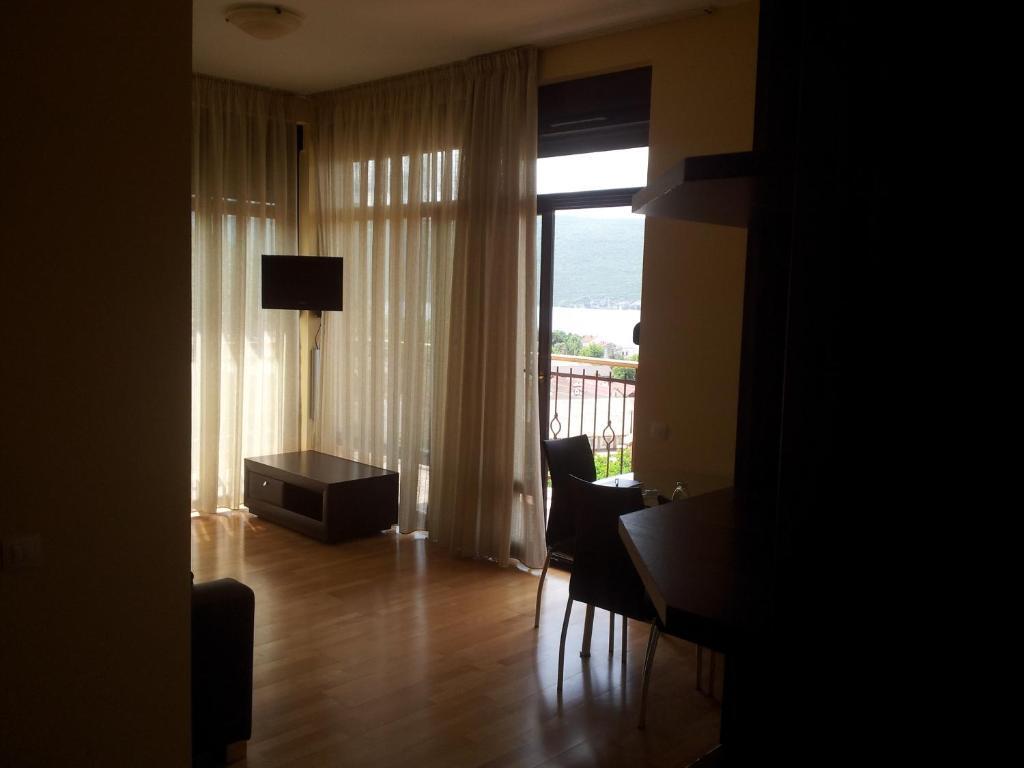 Зеленика: Apartments Ploski
