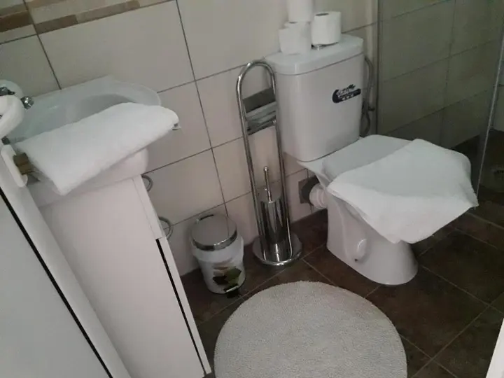Ульцинь: Apartments Debora