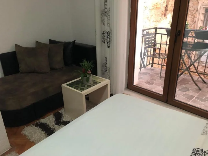 Ульцинь: Apartments Debora
