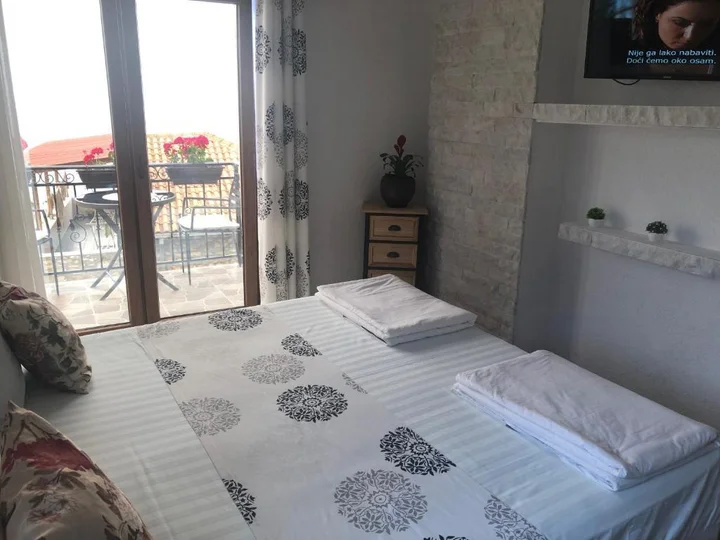 Ульцинь: Apartments Debora