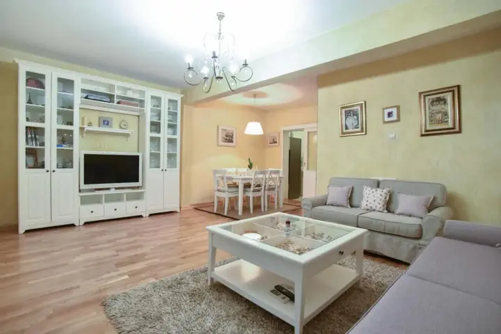 Будва: Apartment Center Bubi
